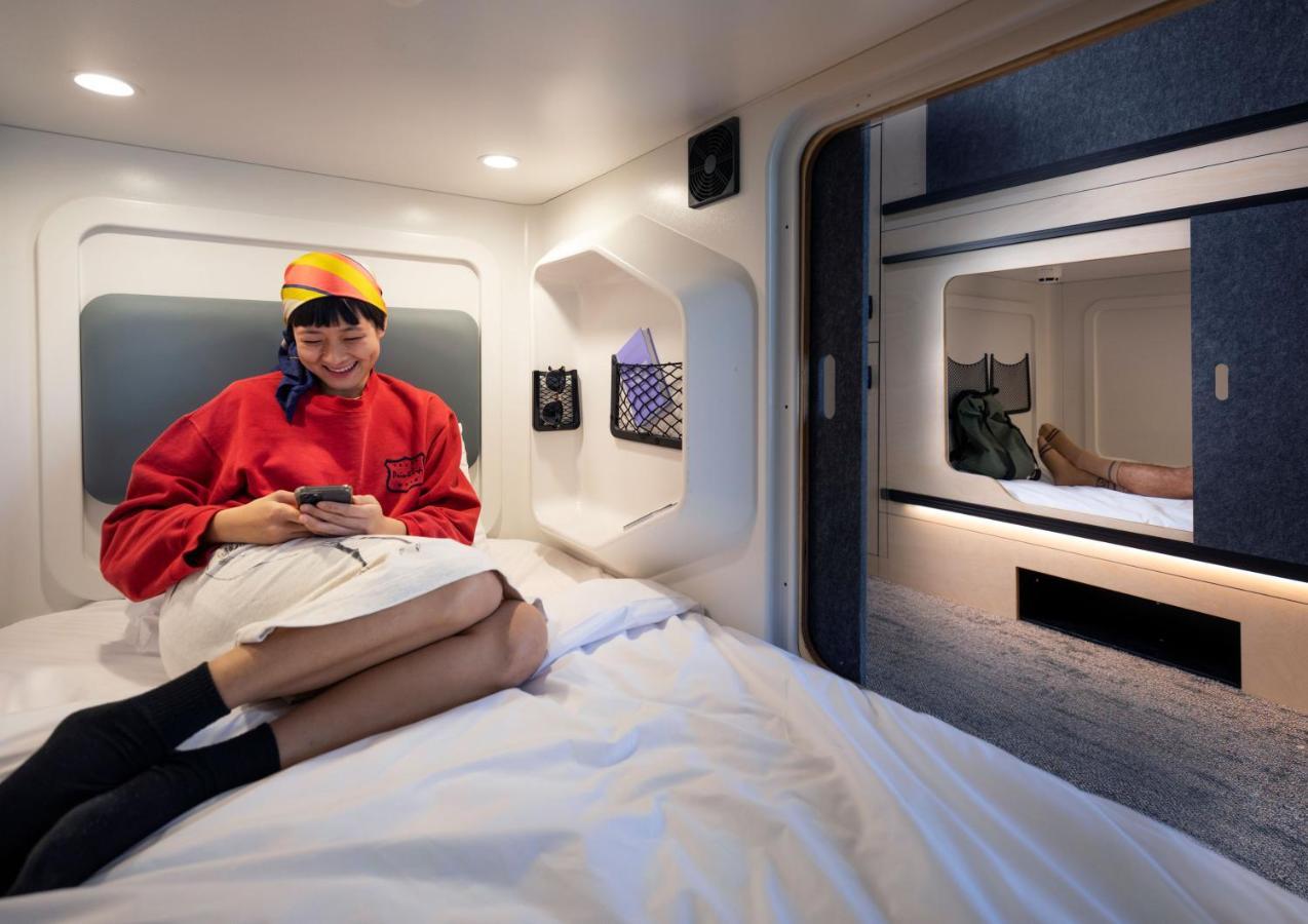 Lylo Auckland Hotel Ngoại thất bức ảnh A capsule hotel room